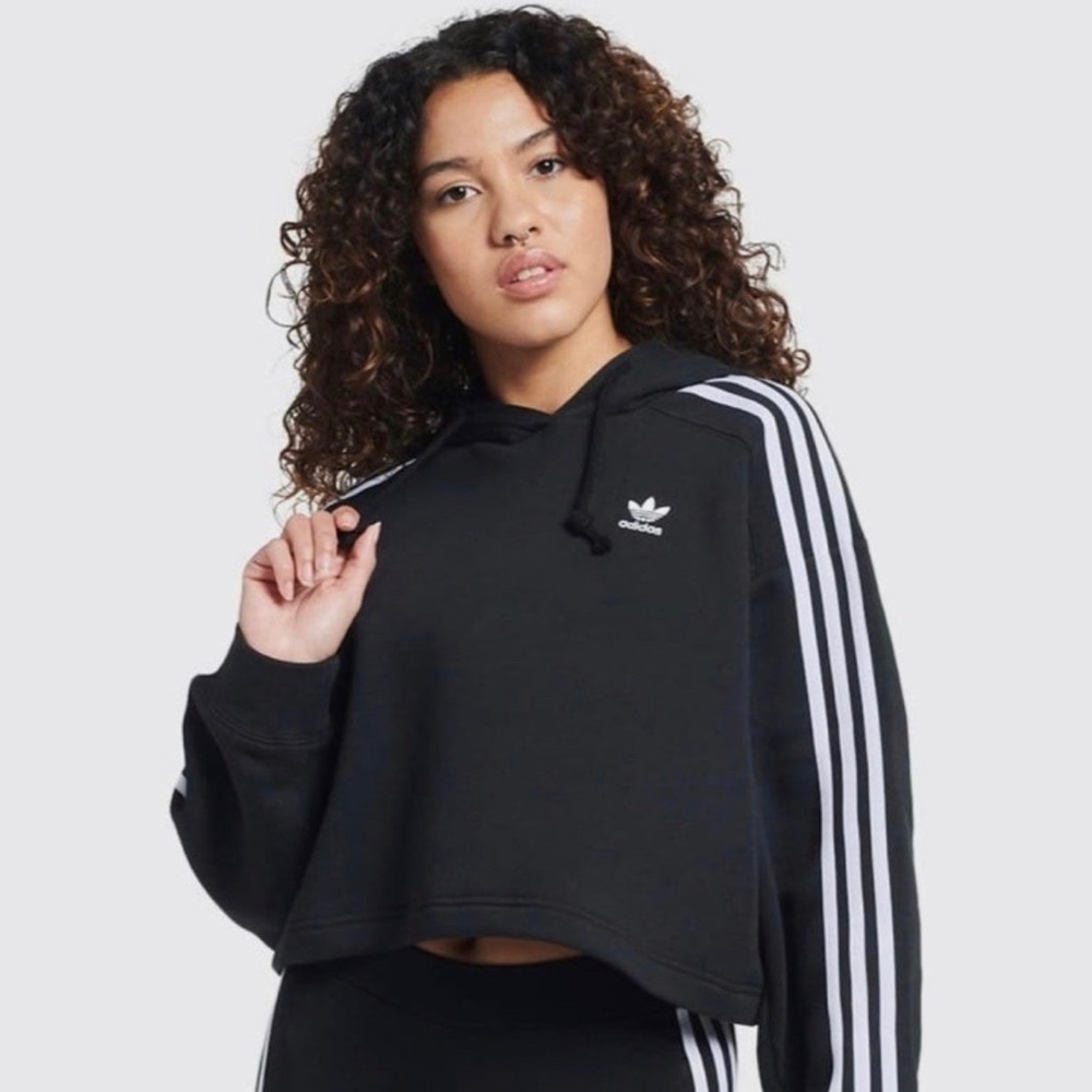 adidas croptop sweatshirt